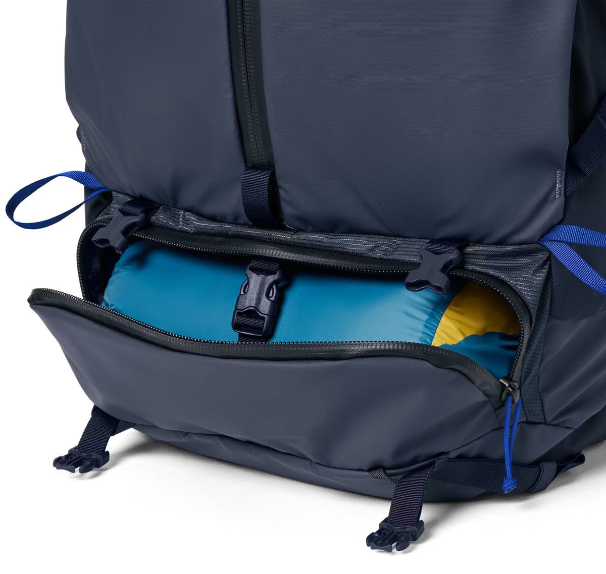 yeti-w-skala-50l-backpack_classic-navy__06.jpg